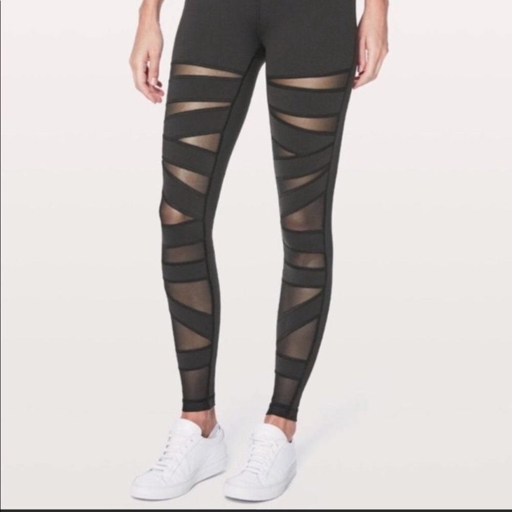 Beautiful black lululemon leggings